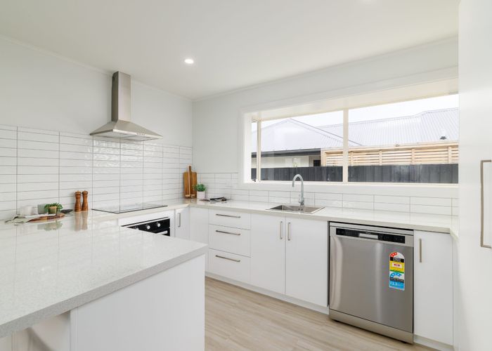  at 6 Lake Terrace Road, Burwood, Christchurch