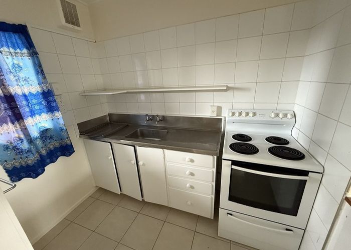  at 2/21 Williams Ave, Pakuranga, Manukau City, Auckland