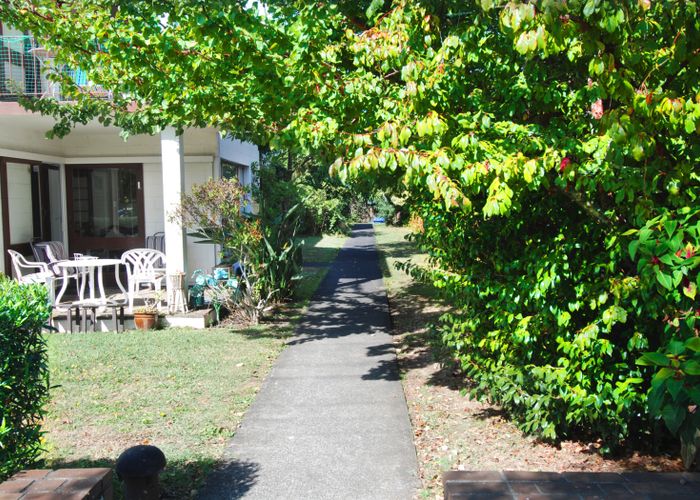  at 2/27 Speight Road, Kohimarama, Auckland