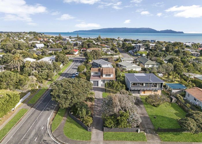  at 1 Goldie Place, Waikanae Beach, Kapiti Coast, Wellington
