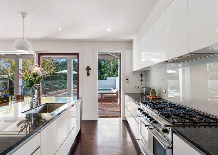  at 15 Wairere Avenue, Mount Albert, Auckland