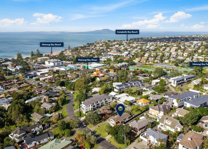  at 2/24 Penzance Road, Mairangi Bay, North Shore City, Auckland