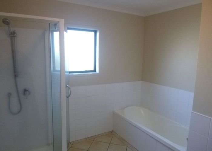  at 51 Tiri Tiri Road, Birkdale, North Shore City, Auckland