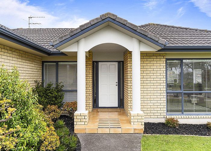  at 5 Carlingford Drive, East Tamaki, Auckland
