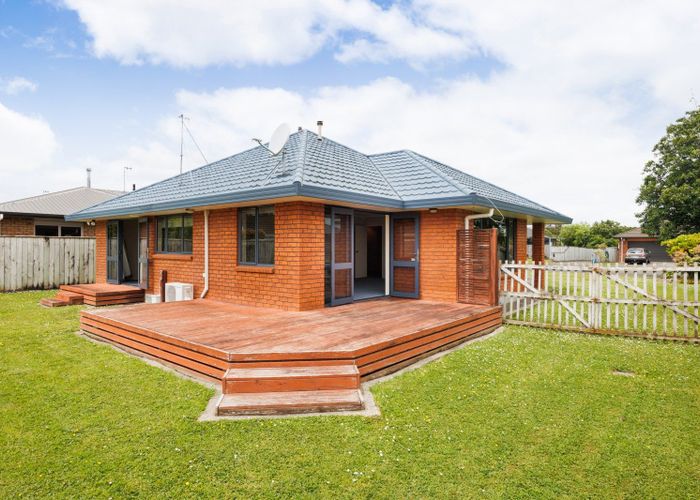  at 38 Parnell Heights Drive, Kelvin Grove, Palmerston North, Manawatu / Whanganui