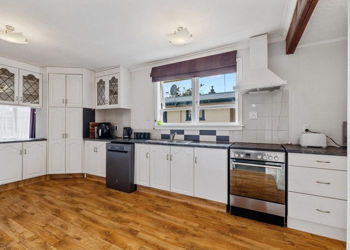  at 5 Hartley Place, Awapuni, Palmerston North, Manawatu / Whanganui