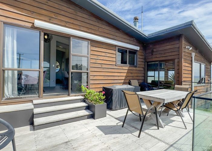  at 1 Springfield Avenue, Thornton Bay