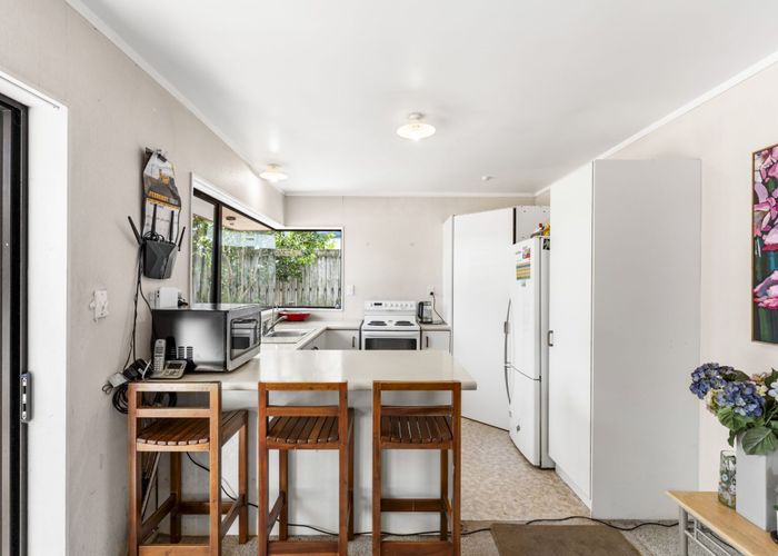  at 90 Tington Avenue, Wattle Downs, Auckland