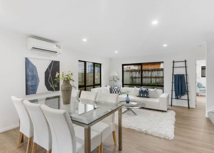  at 52D Orams Road, Hillpark, Auckland