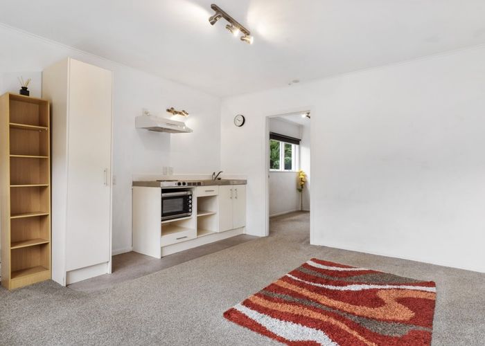  at 1/6 Tahora Avenue, Remuera, Auckland City, Auckland