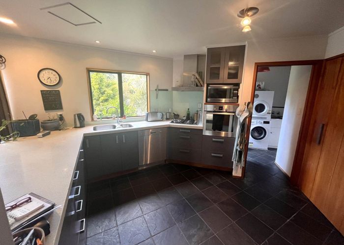  at 7 Fawcett Road, Laingholm, Auckland
