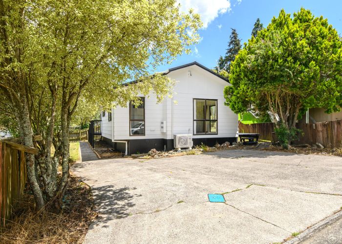  at 10 Frosses Place, Massey, Auckland