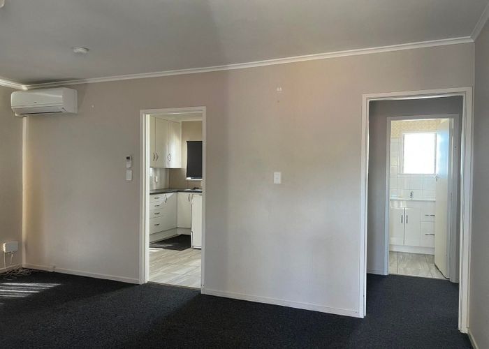  at 1/115 McLeod Road, Te Atatu South, Waitakere City, Auckland