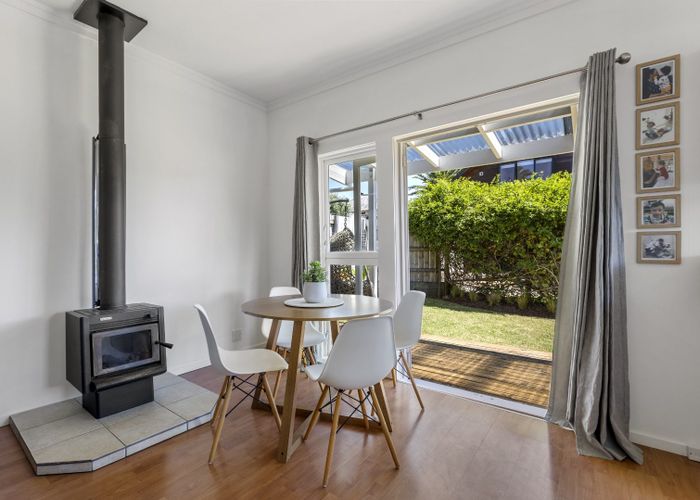  at Surfdale, Waiheke Island, Auckland