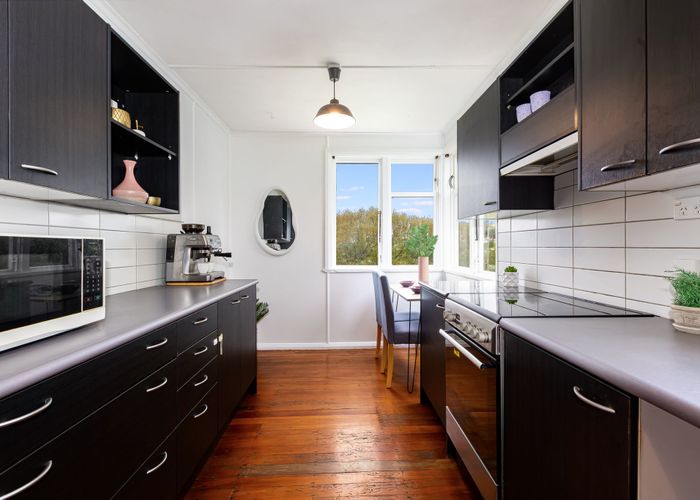  at 11 King Crescent, Ranui Heights, Porirua, Wellington