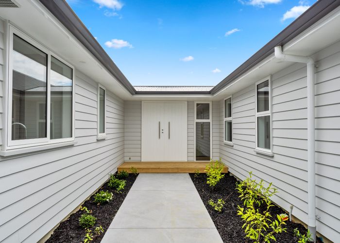  at 12 Patty Lane, Patumahoe, Pukekohe