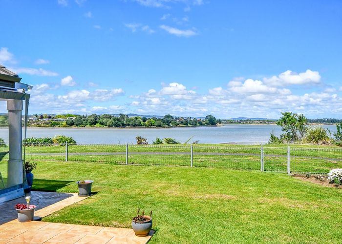  at 21 Crannich Place, Wattle Downs, Auckland