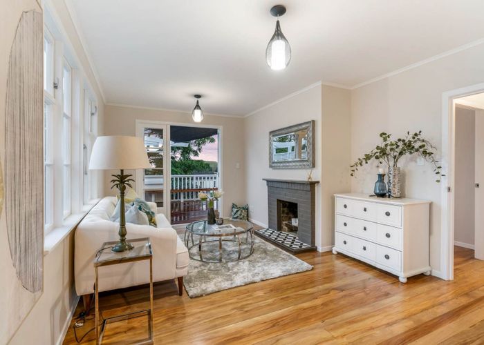  at 1/14 Howell Crescent, Mount Roskill, Auckland City, Auckland
