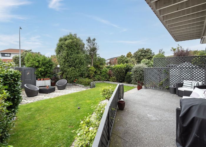  at 1/25 Celia Street, Redcliffs, Christchurch