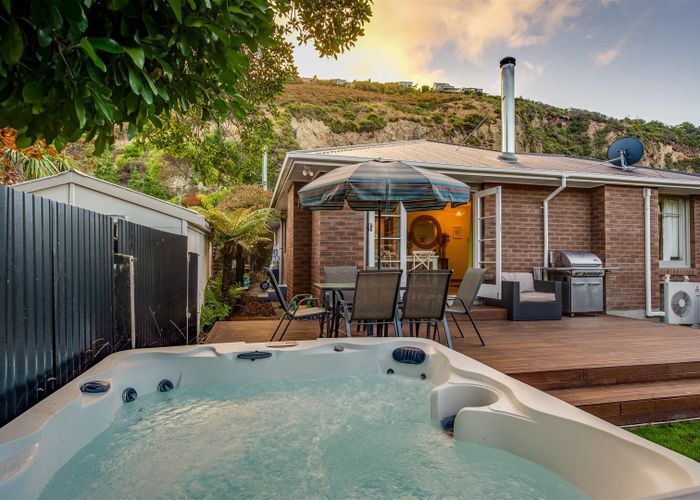  at 67 Wakefield Avenue, Sumner, Christchurch
