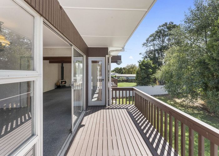  at 14 Lawrence Crescent, Hillpark, Auckland