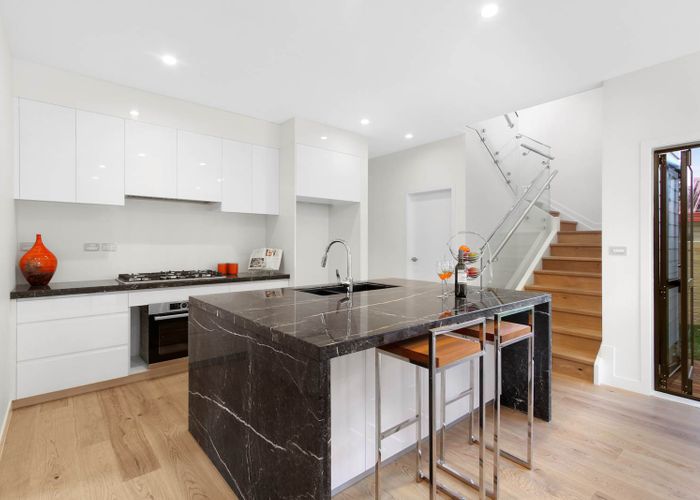  at 1462C DOMINION RD, Mount Roskill, Auckland