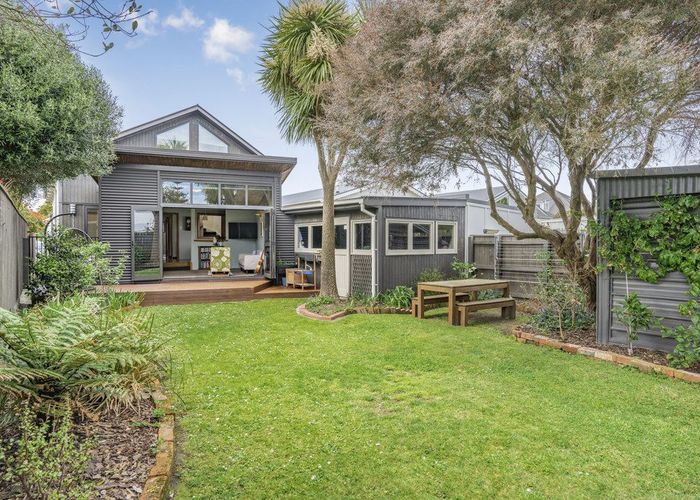 Recently sold 37 Bolton Street, Petone, Lower Hutt homes.co.nz