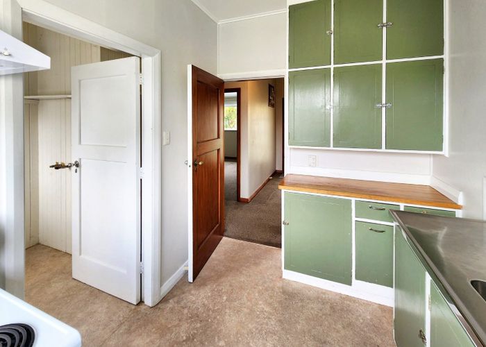  at 11 Frickleton Grove, Waterloo, Lower Hutt, Wellington