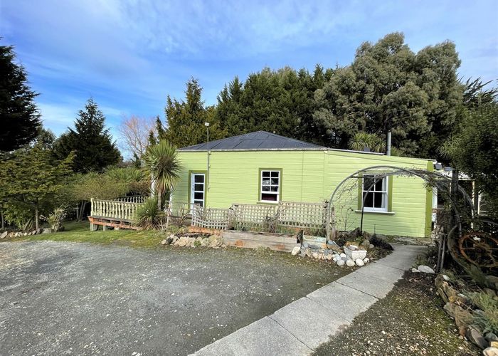  at 870 Lawrence Waitahuna Highway, Waitahuna, Lawrence