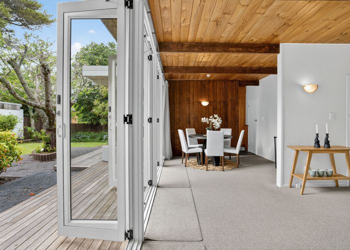  at 55 Hillcrest Avenue, Hillcrest, North Shore City, Auckland