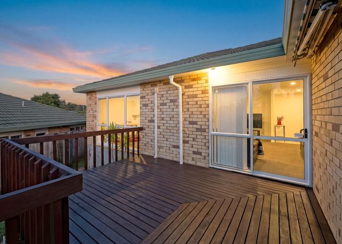  at 9 Wattle Road, Sunnyvale, Waitakere City, Auckland