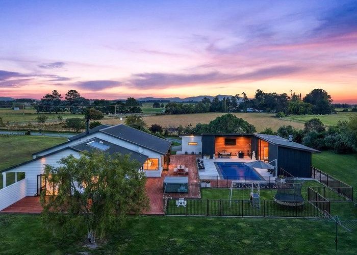  at 210 Wards Line, Morison Bush, Greytown