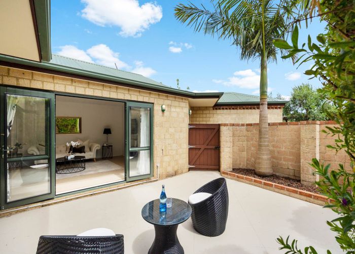  at 6/52 Taharoto Road, Takapuna, Auckland