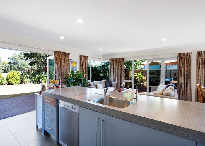  at 2 Parkvue Drive, Bell Block, New Plymouth