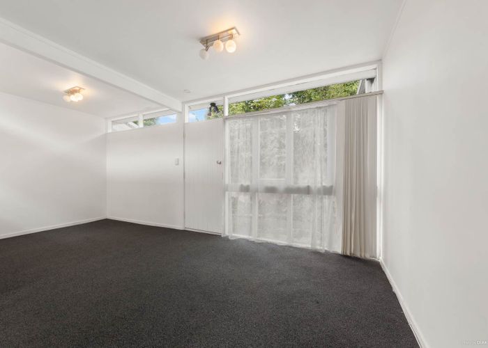  at 5/18 Commodore Drive, Lynfield, Auckland