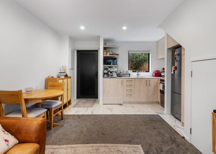  at 10/10 Yeovil Road, Te Atatu Peninsula, Waitakere City, Auckland