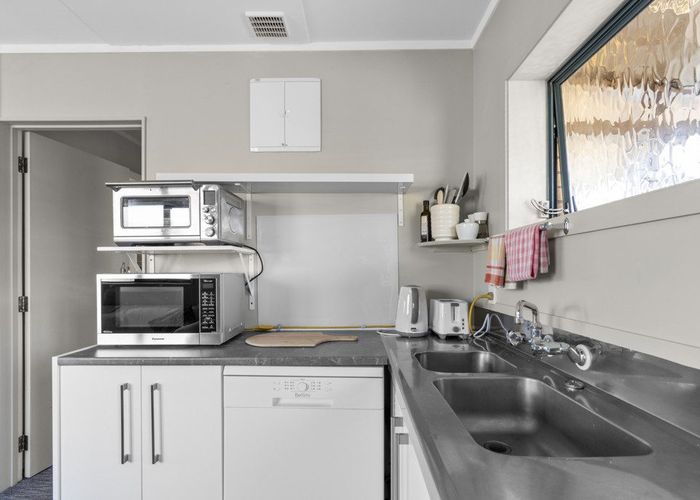  at 8B Holsworthy Road, Vogeltown, New Plymouth, Taranaki