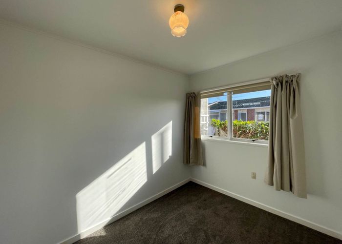  at 18/690 Pakuranga Road, Howick, Manukau City, Auckland