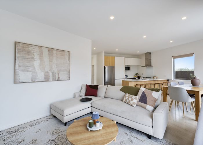  at 104 Waekahu Road, Westgate, Auckland