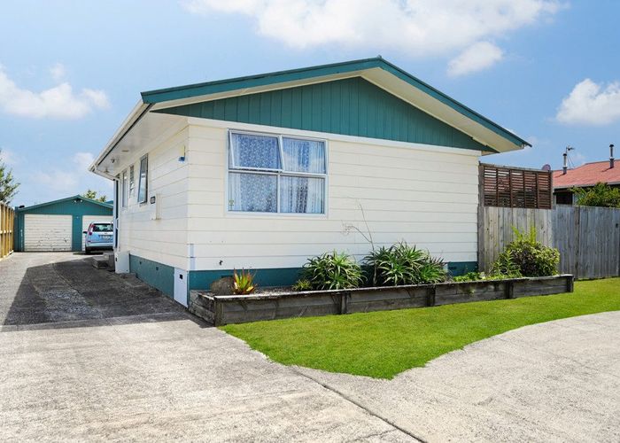  at 6 Lindsay Crescent, Nawton, Hamilton