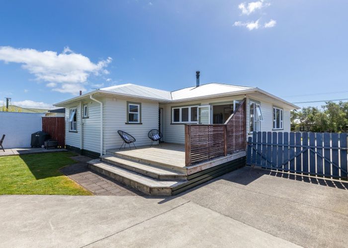 at 305 Frankley Road, Ferndale, New Plymouth