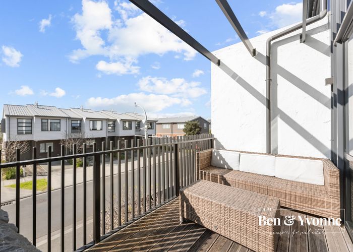  at 6 Tahuhu Road, Mount Wellington, Auckland City, Auckland