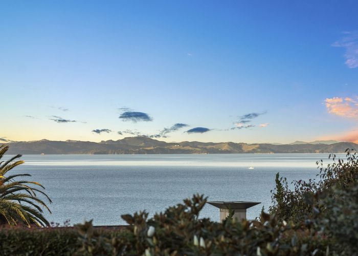  at 10 Page Point, Mellons Bay, Auckland