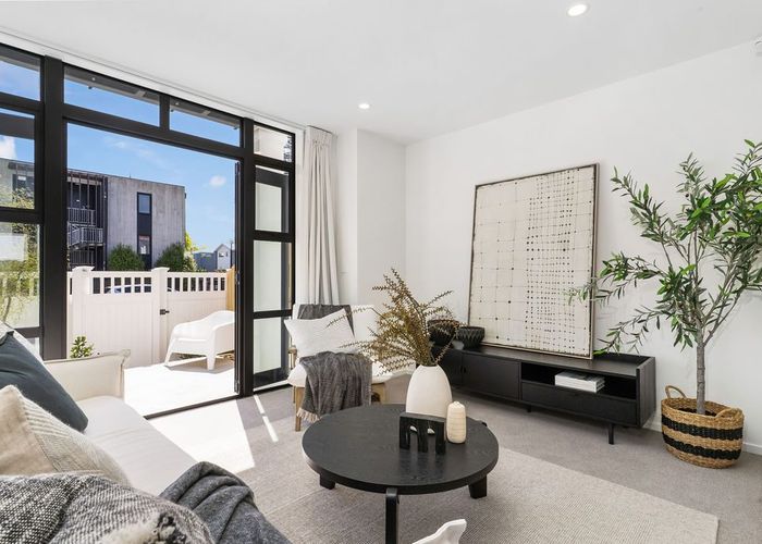  at 242 Armagh Street, City Centre, Christchurch City, Canterbury