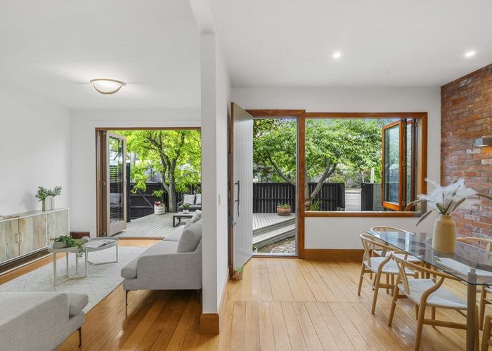  at 27 Hardwicke Street, Sumner, Christchurch