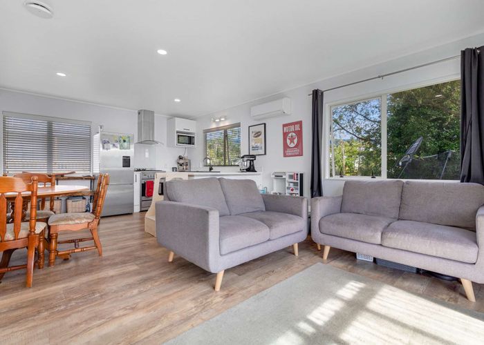  at 2/137 Awaroa Road, Helensville, Rodney, Auckland