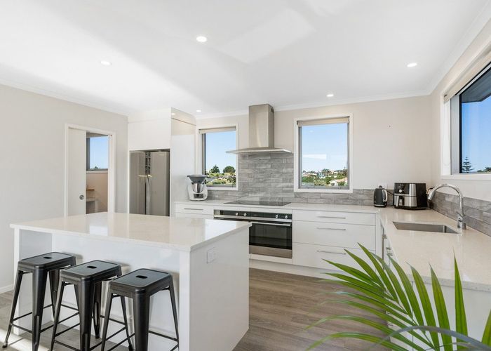  at 11 Commodores Close, Coastlands, Whakatane