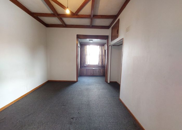  at 5 Moore Street, West End, Palmerston North, Manawatu / Whanganui