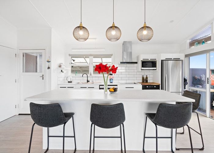  at 1335 East Coast Road, Kaiaua, Franklin, Auckland