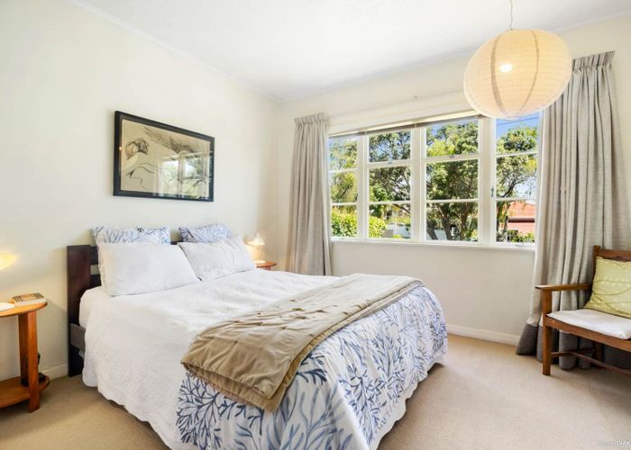  at 9 Eldon Road, Mount Eden, Auckland